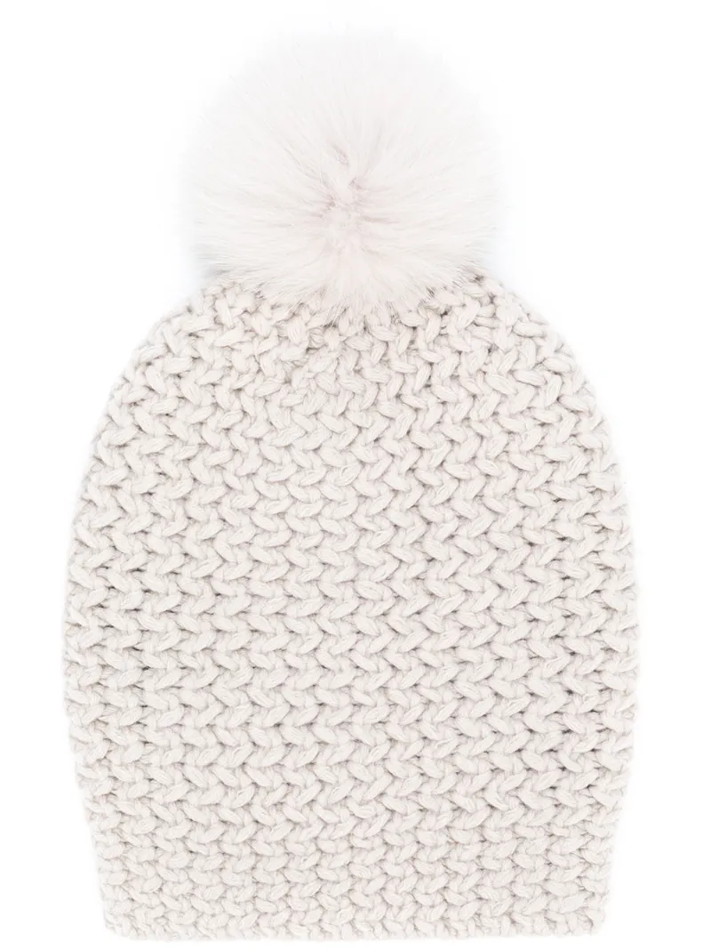 Danielapi pompom beanie